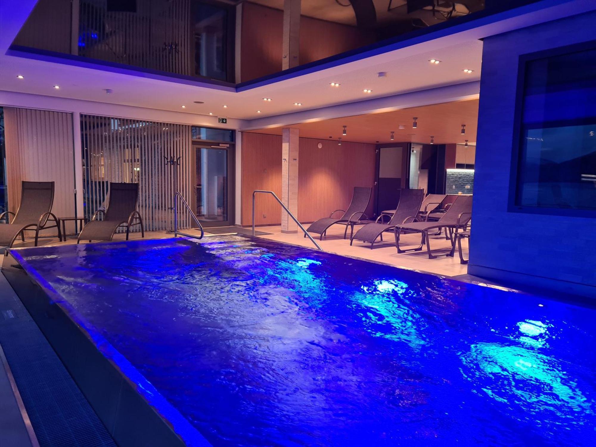 Seegasthof Hois'N Wirt - Hotel Mit Wellnessbereich Гмунден Экстерьер фото
